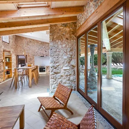 Estela Villa Sencelles